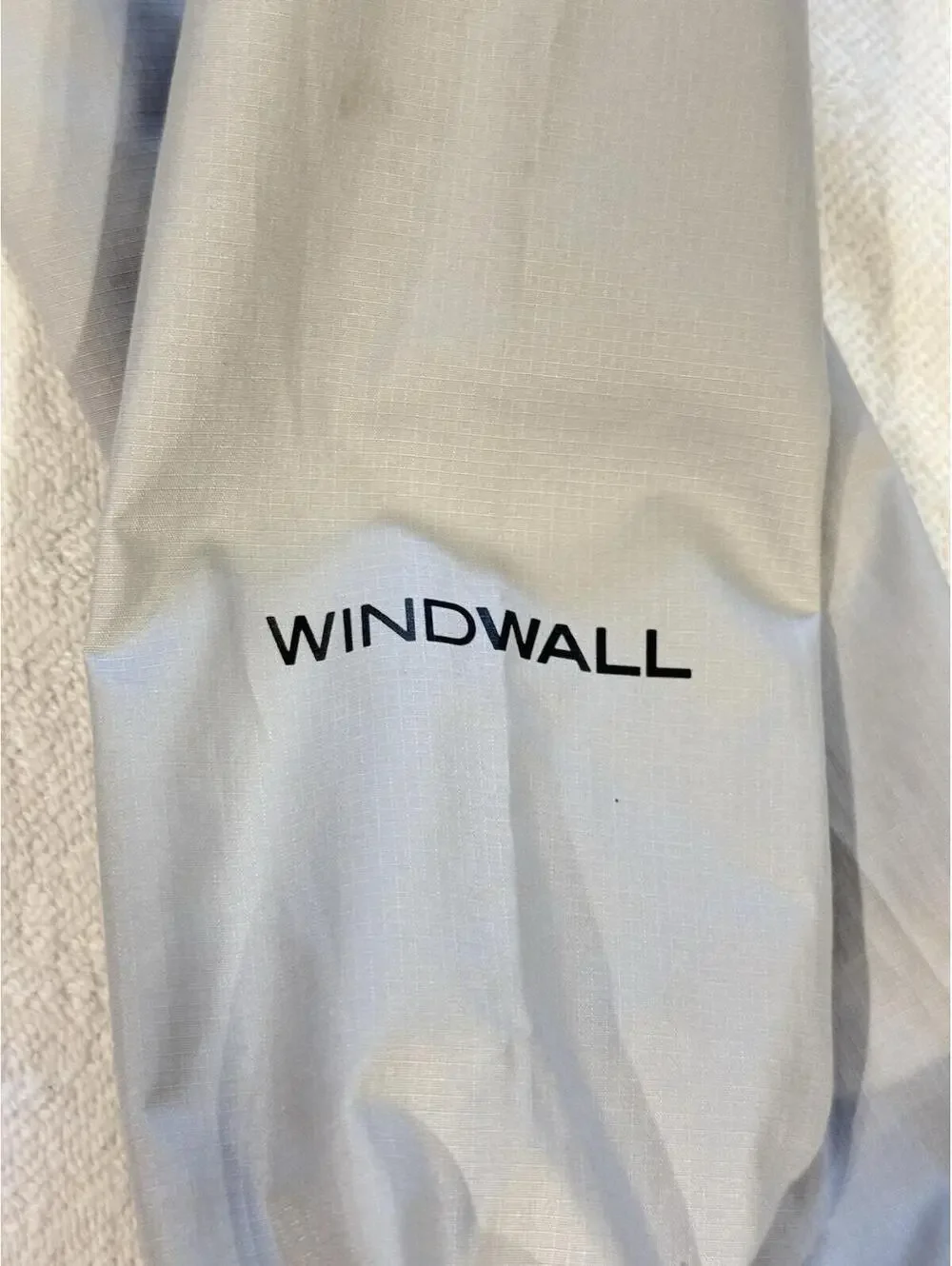 The North Face Men's Fanorak Windwall Windbreaker Jacket Green Gray Size Small